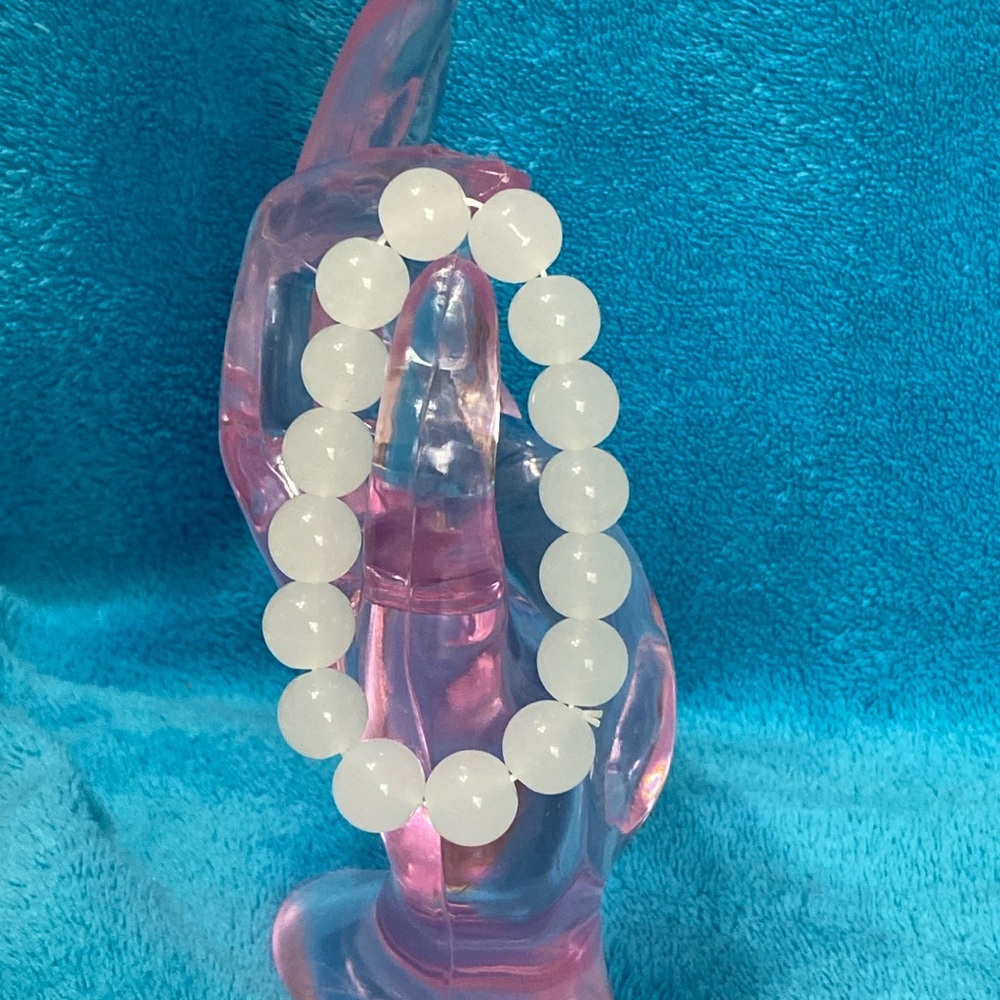Very pretty white bracelet.